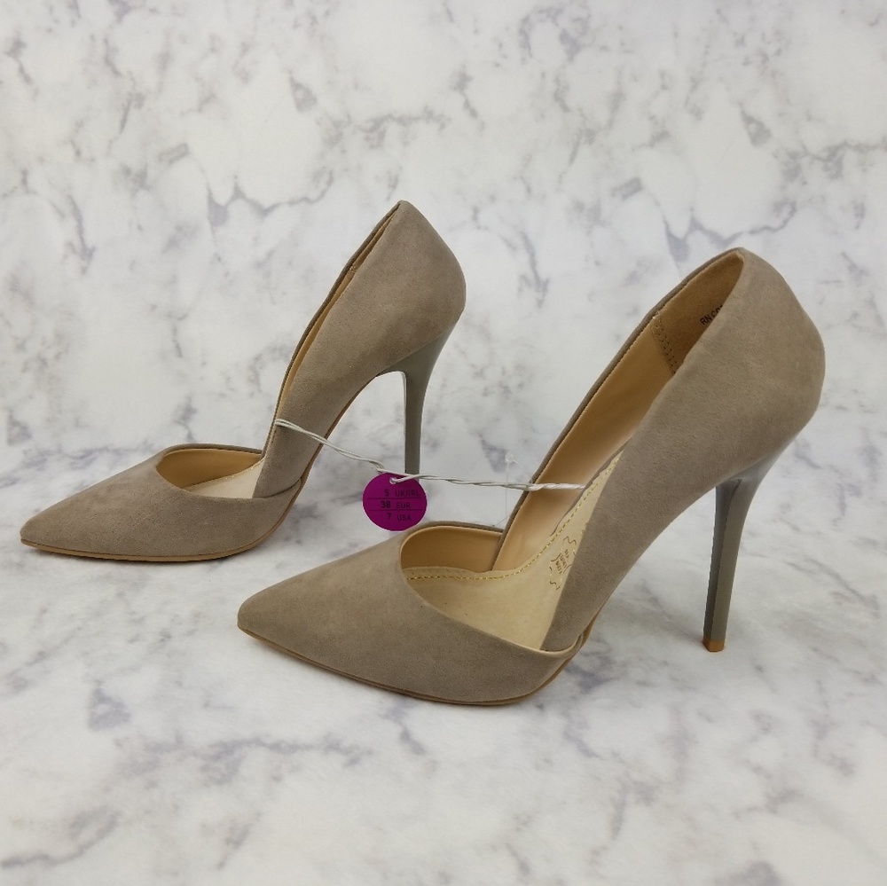 Atmosphere lt gray leather 4.5 inch heels size 7